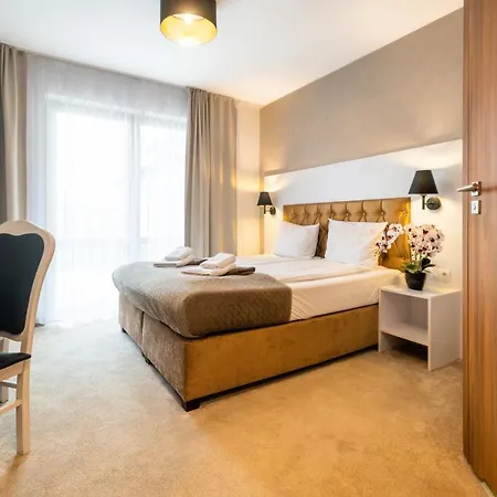 Amber Park & Olivina Park- Thai * נישורזה