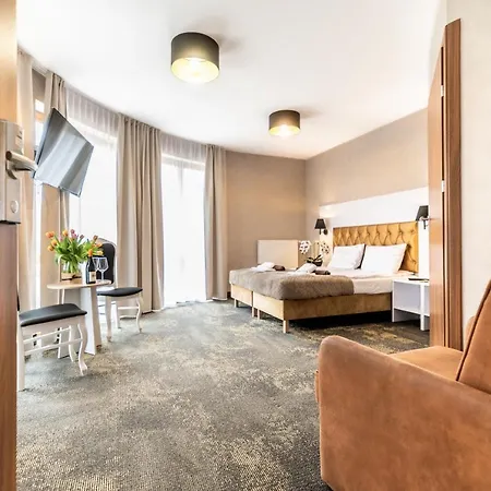 אתר נופש Amber Park & Olivina Park- Thai *