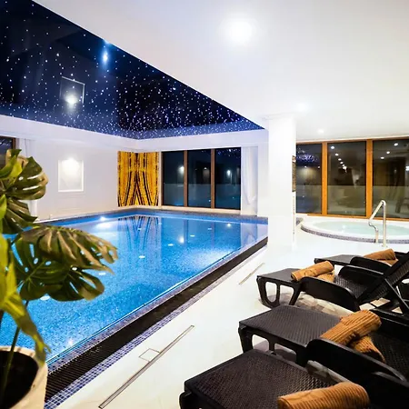 Amber Park & Olivina Park- Thai