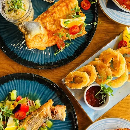 אתר נופש Amber Park & Olivina Park- Thai