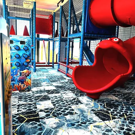 אתר נופש Amber Park & Olivina Park- Thai נישורזה