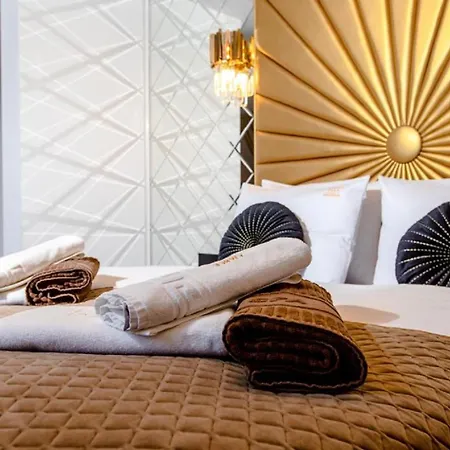 Amber Park & Olivina Park- Thai * נישורזה