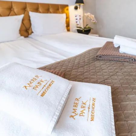 Amber Park & Olivina Park- Thai נישורזה