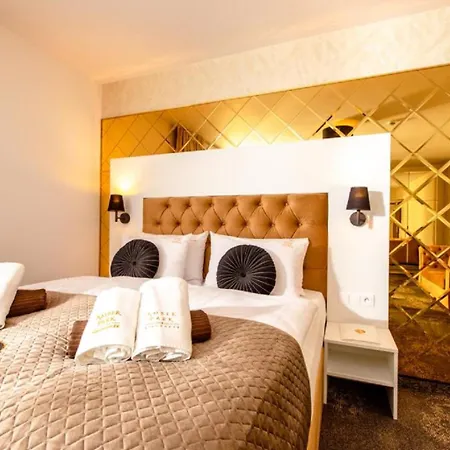 Amber Park & Olivina Park- Thai נישורזה